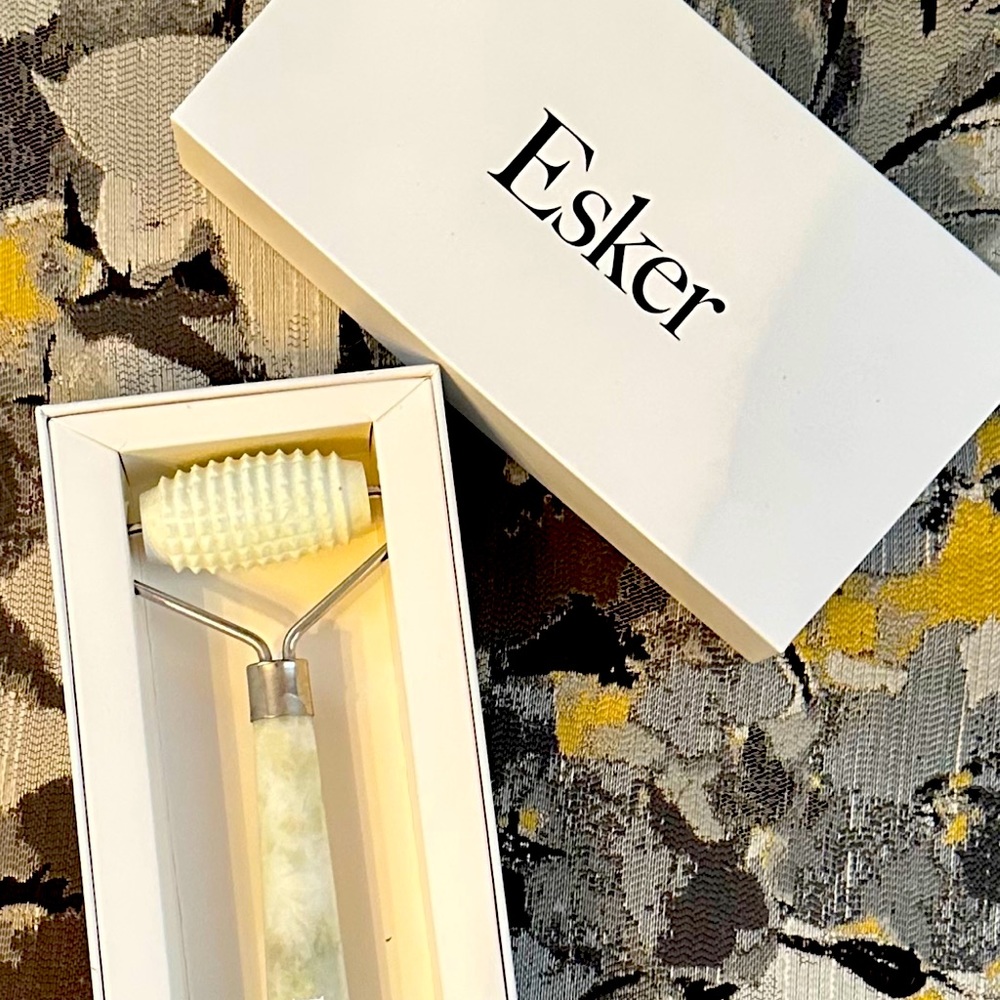 Esker Beauty Allover Roller